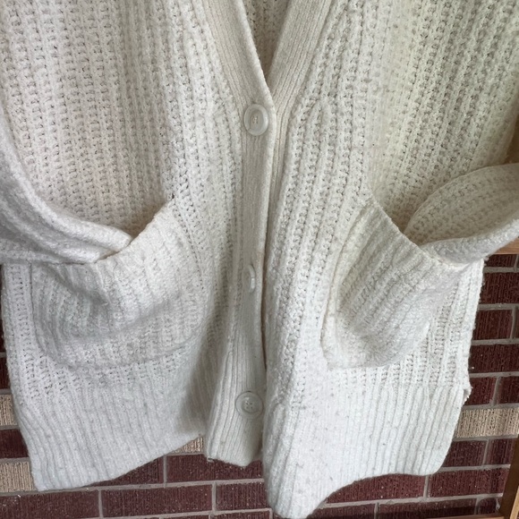 Cream Anthropologie cardigan sweater - Picture 3 of 11